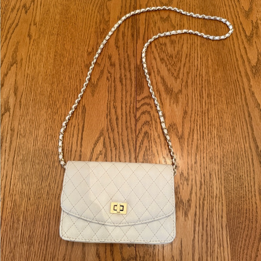 White crossbody purse
